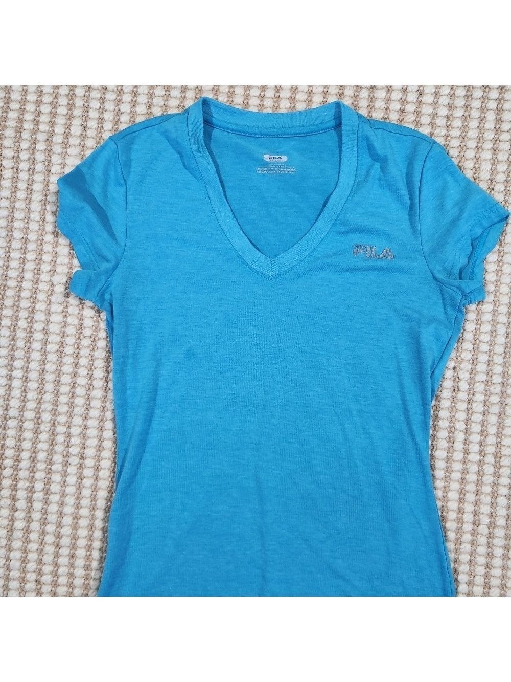 Fila Y2K Soft  Turquoise V-Neck Short Sleeve Athleisure Fitted  Tee